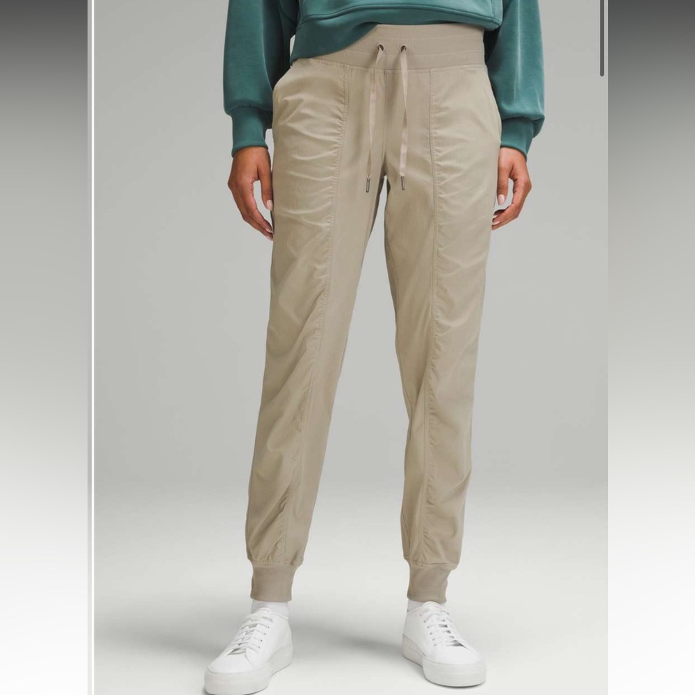 Dance Studio Mid-Rise Jogger Full Length in Riverstone